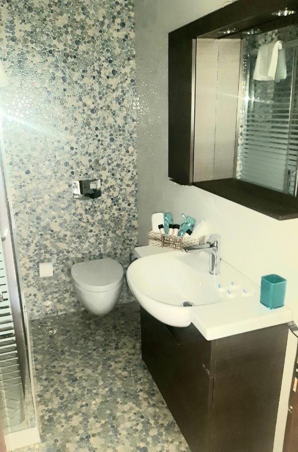 King George Sqr Apt Каламата Экстерьер фото
