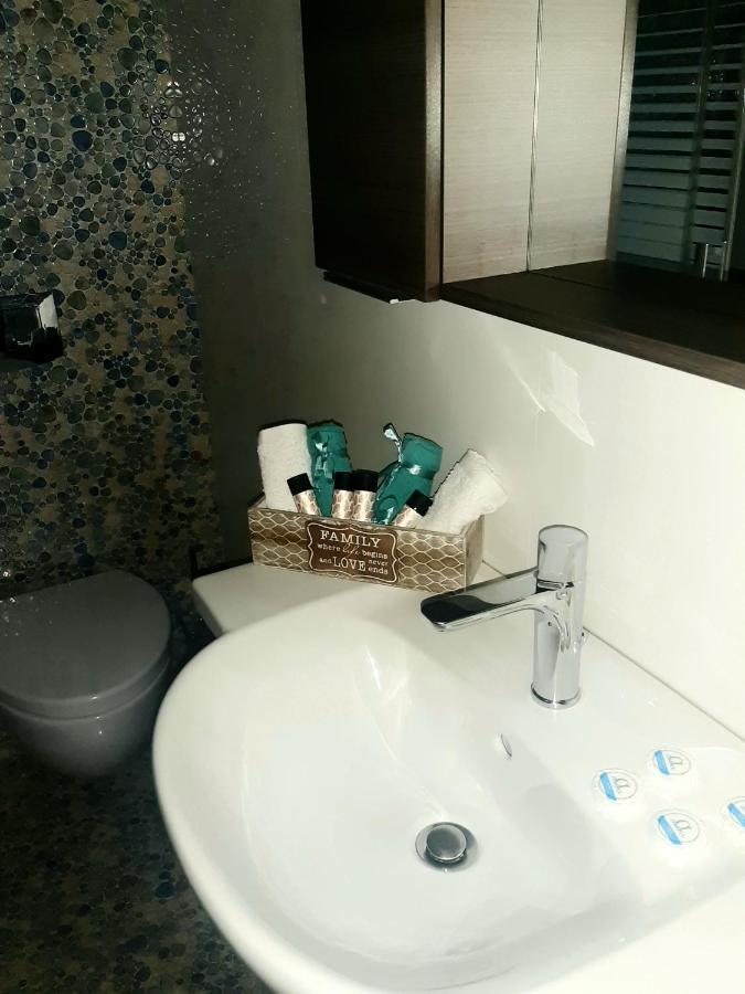 King George Sqr Apt Каламата Экстерьер фото