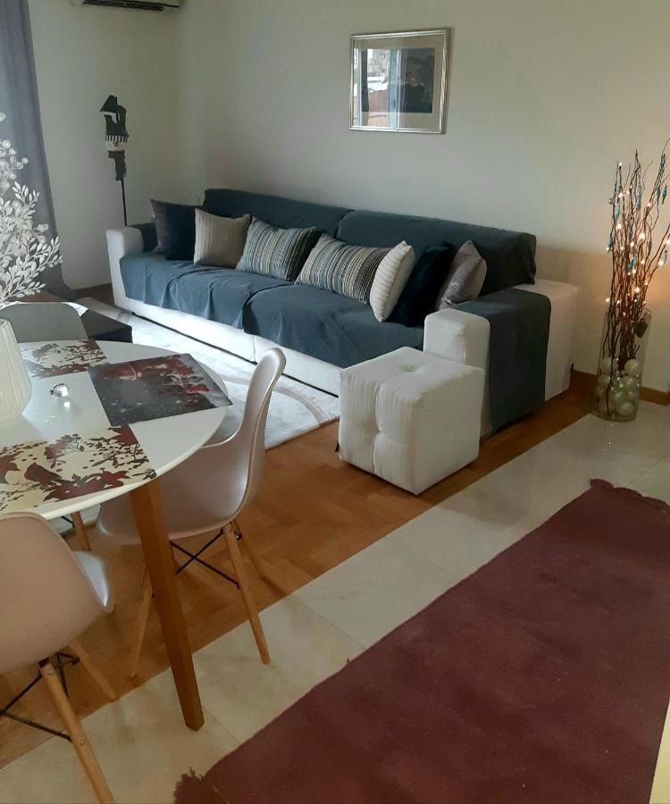 King George Sqr Apt Каламата Экстерьер фото